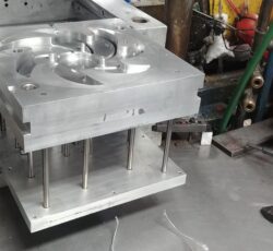 H Frame Wax Die With Ejection